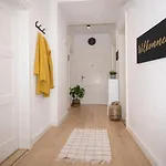 Für Facharbeiter In Apartamento