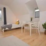 Für Facharbeiter In Apartamento *