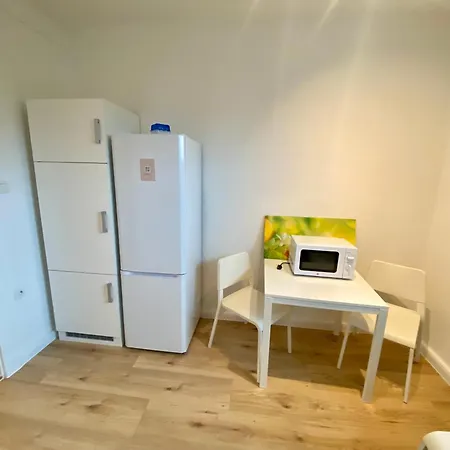 Appartamento Fuer Facharbeiter In *