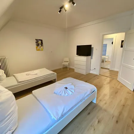 Apartment Für Facharbeiter In